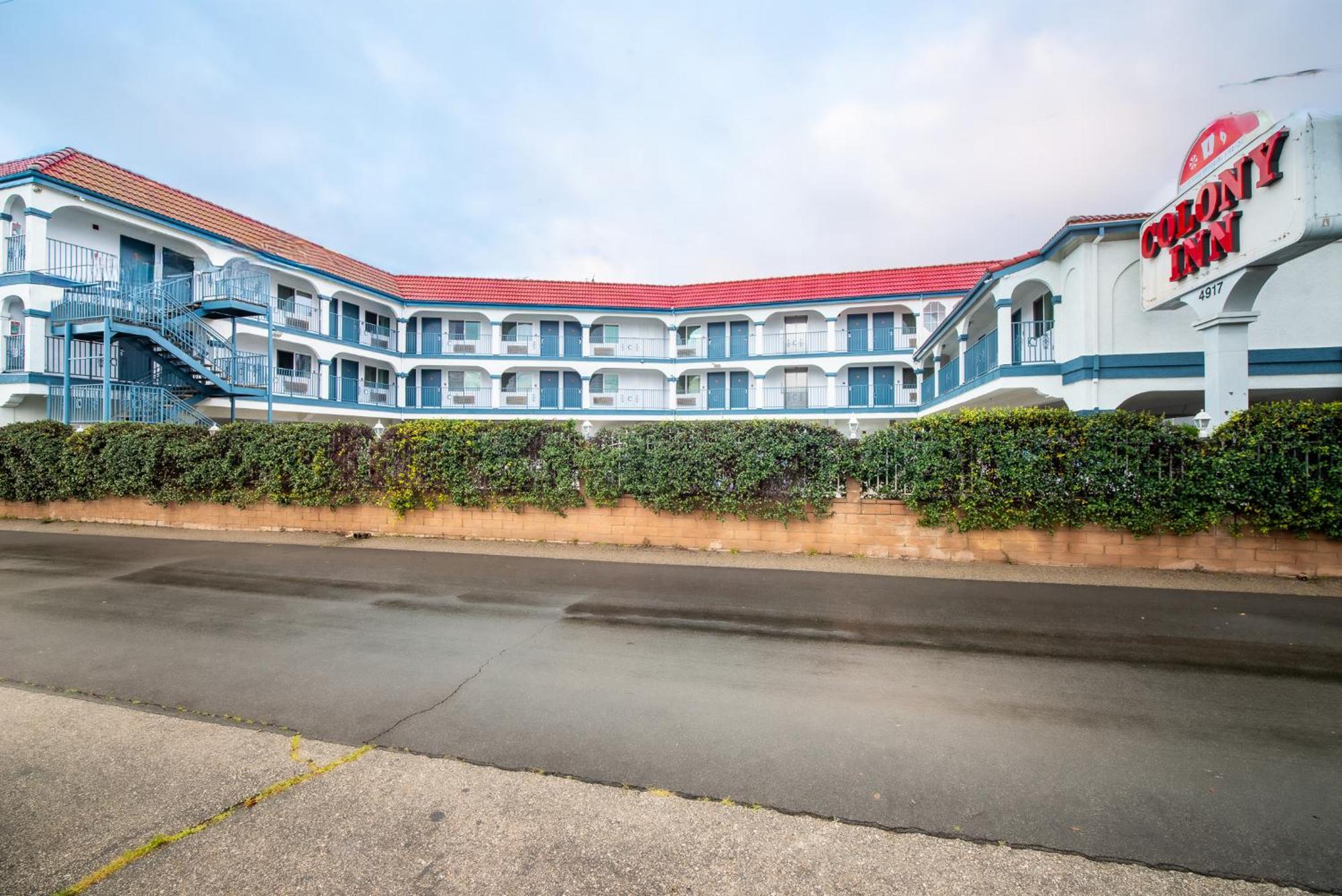 Colony Inn - North Hollywood - Hotel Near Universal Studios — Fotos 1